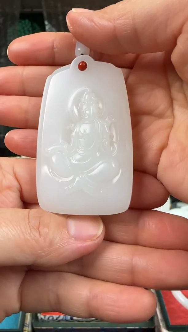 未镶嵌和田玉挂件观音