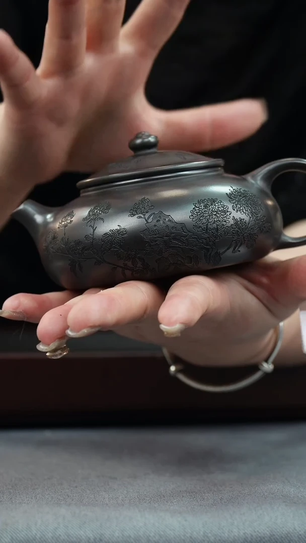 【闪购商品】紫砂茶壶石黄 寒江 刻百花