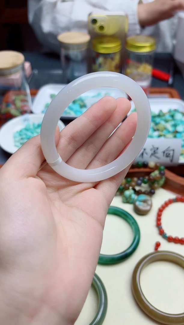 和田玉手镯未镶嵌白玉手镯56#YR