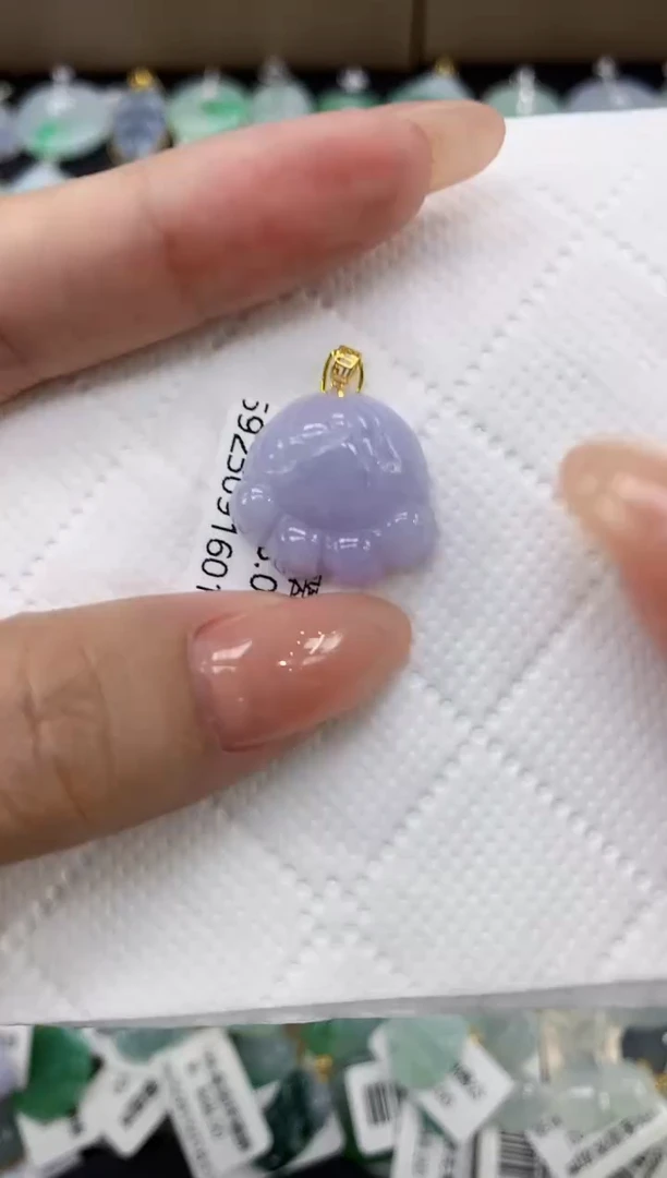 颈饰18K金镶嵌翡翠11111111111