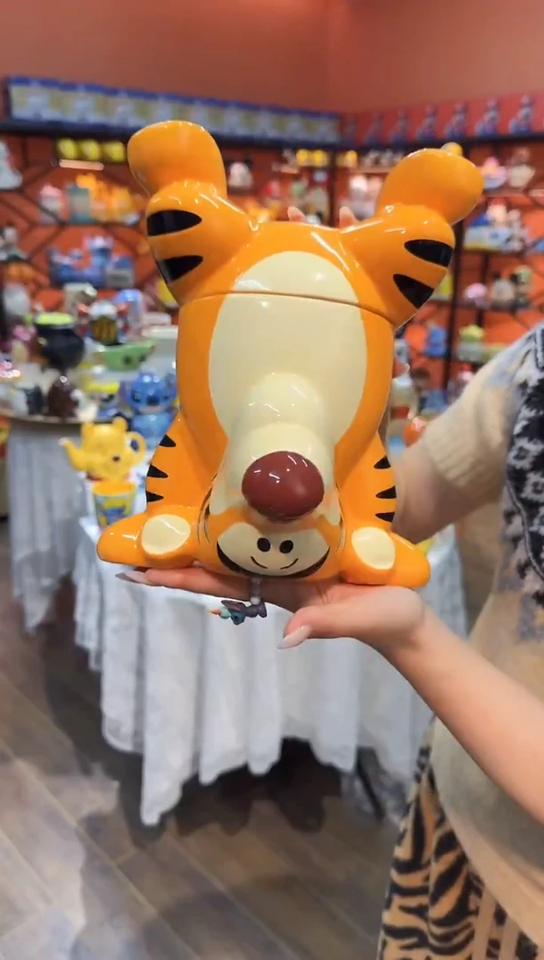 瓷片@@跳跳虎陶瓷储物罐