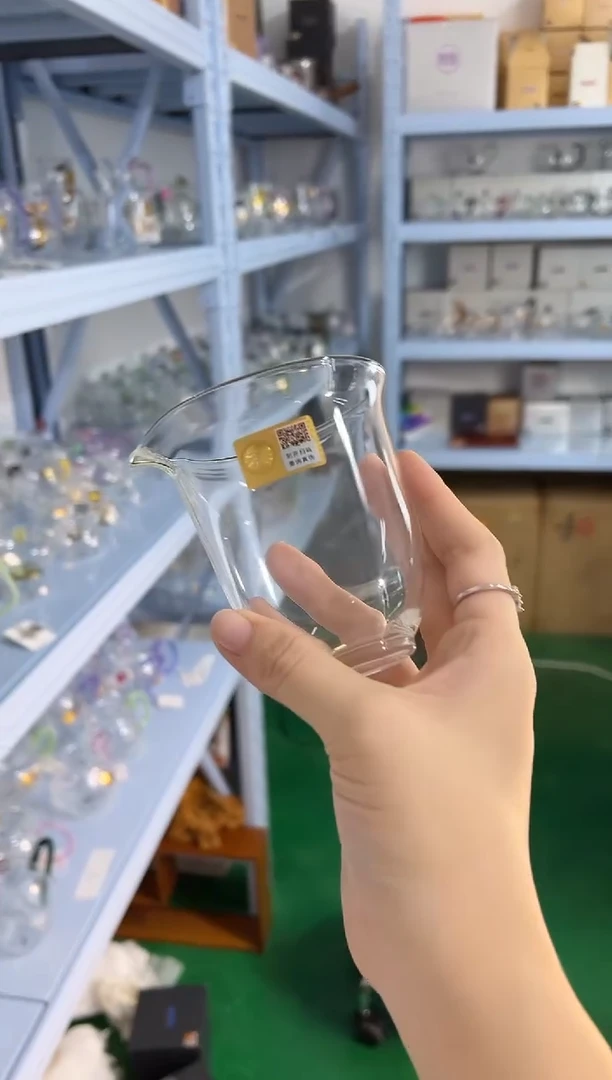 晶彩烁涟茶海。。。。