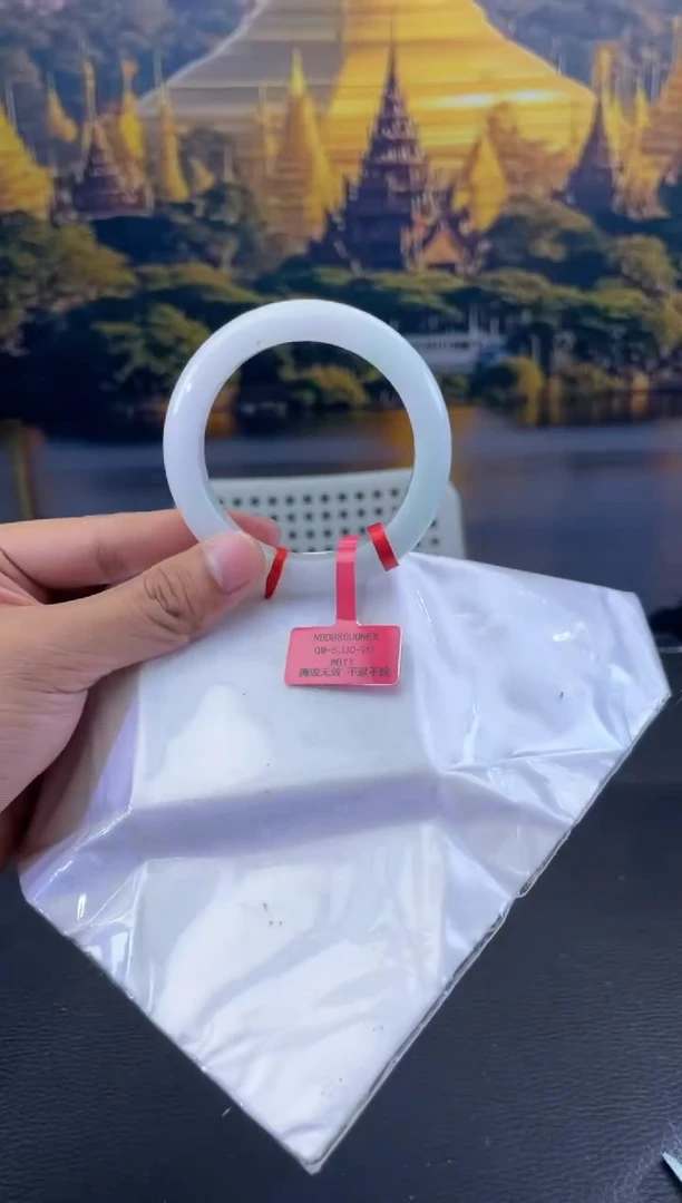 未镶嵌手镯翡翠11