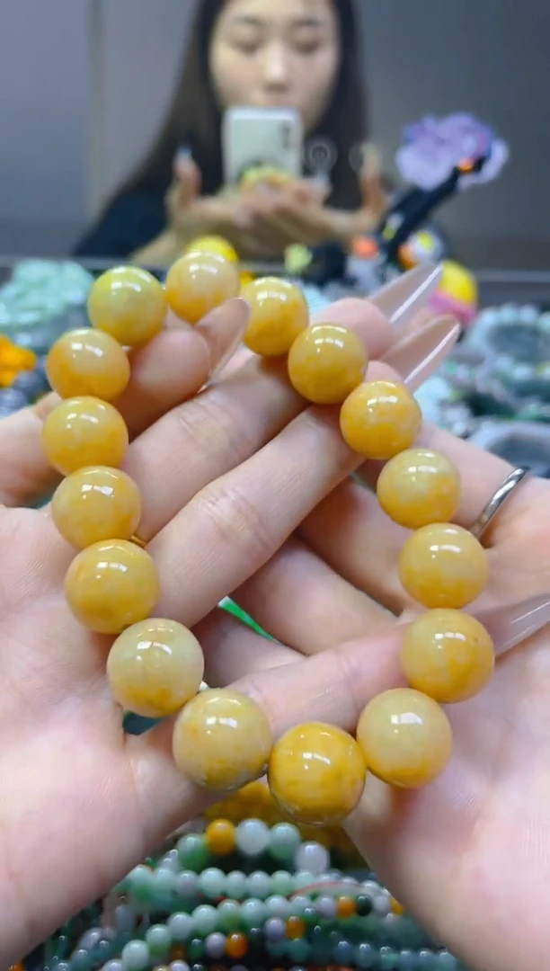 翡翠未镶嵌颈饰13MM/C/翡翠A货，一件也是批发价