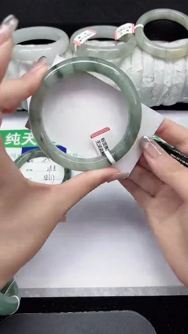 未镶嵌手镯石英质玉296-60/61