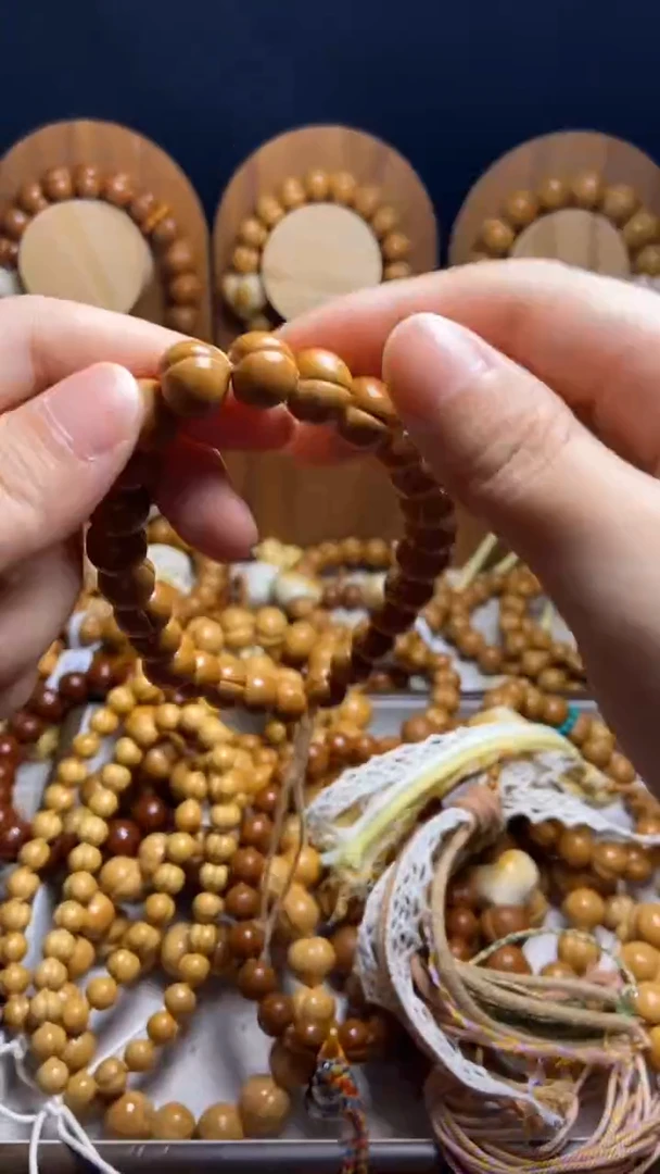 手串猴头核桃Z*全品纯手工奶油泡芙小尺寸兔子手持