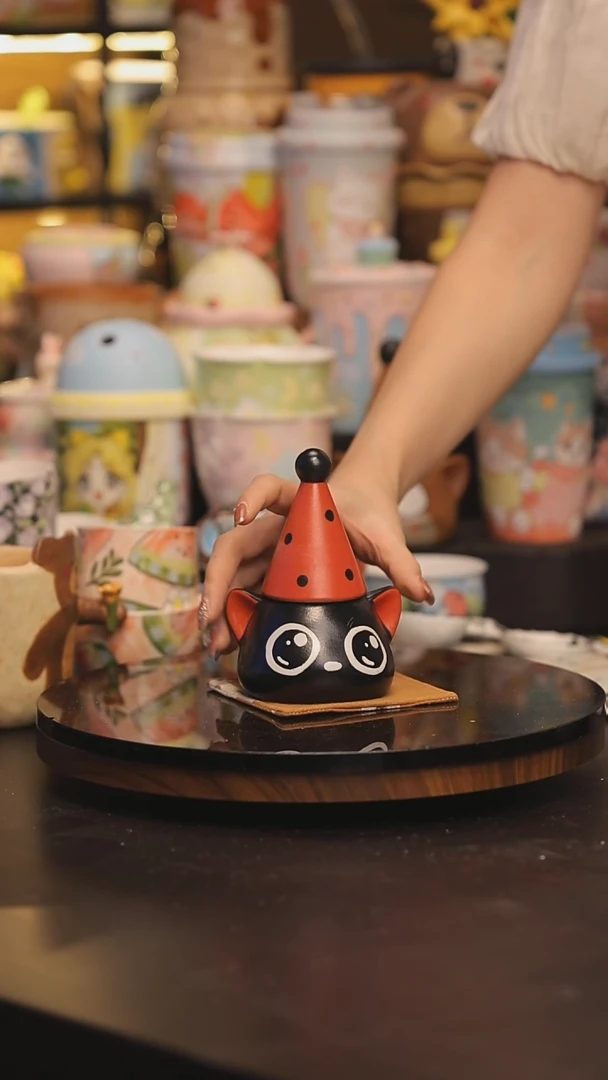 景德镇釉下彩绘设计师款式陶瓷