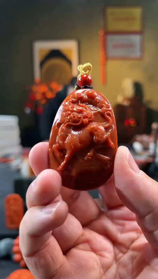 【闪购商品】南红玛瑙颈饰未镶嵌吊坠