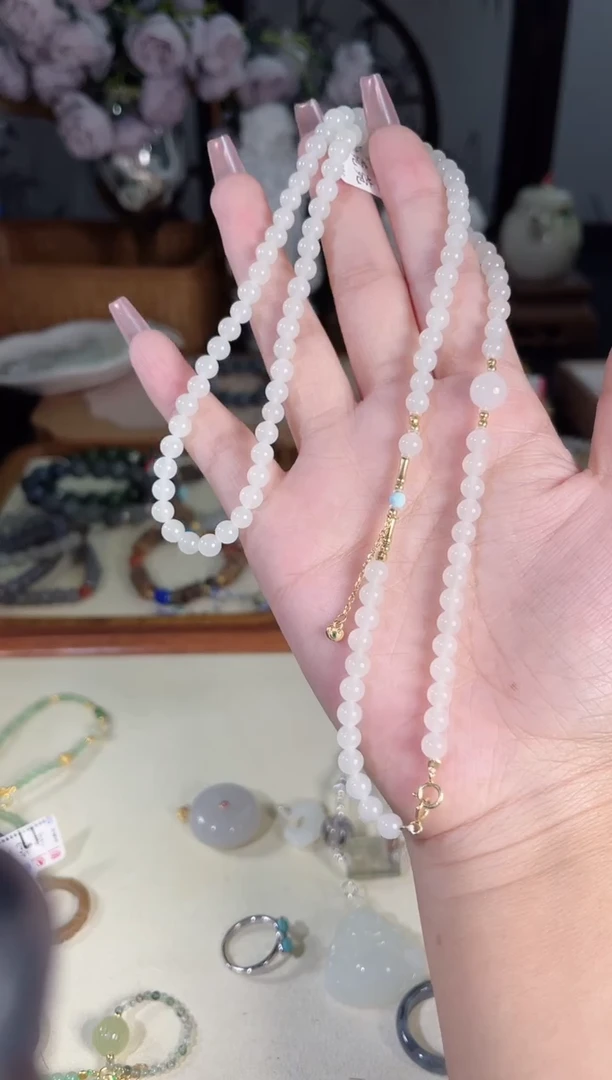 和田玉银S925镶嵌项链多样性发货其一默认天然特征