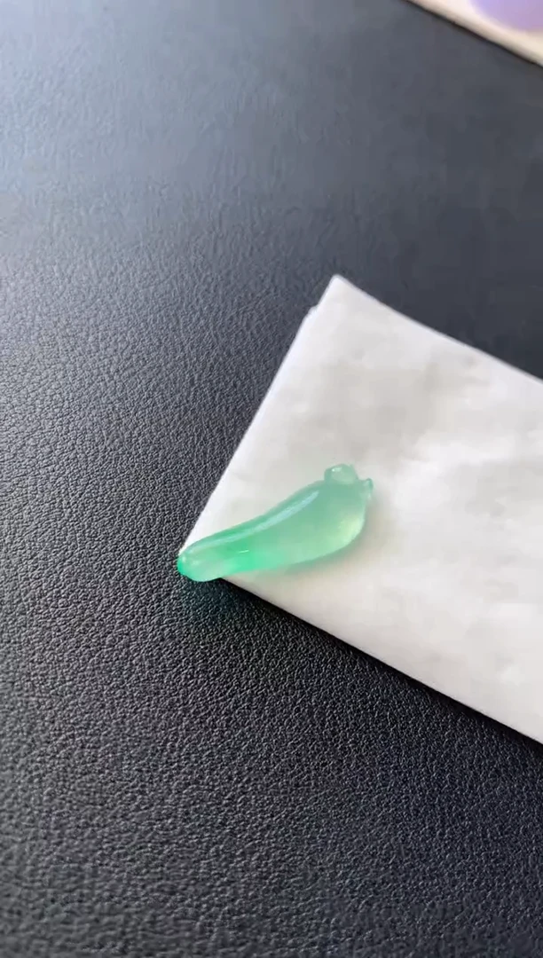 未镶嵌定制翡翠翡翠