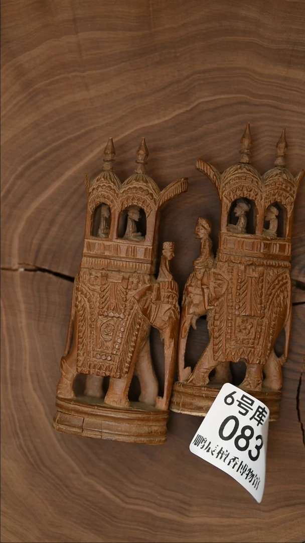 檀香木其他工艺品象车一对89克 微瑕-6号083