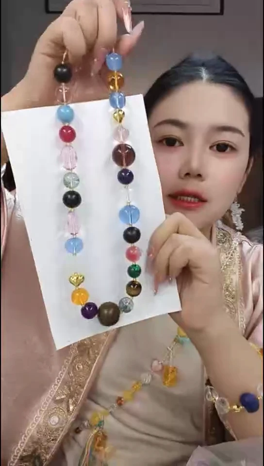 无非金属卡西百露穿搭饰品