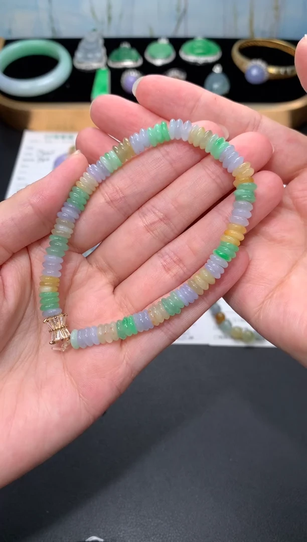 未镶嵌定制翡翠48小时鉴赏期 退货不扣服务费