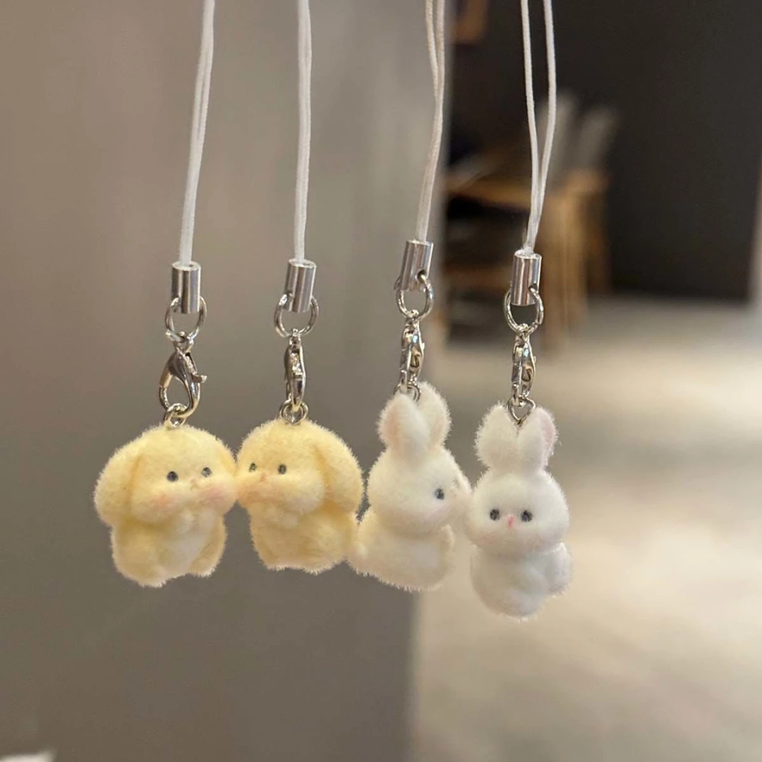 气呼呼小兔可爱动物钥匙扣植绒汽车摆件手机包包挂链新年装饰挂件