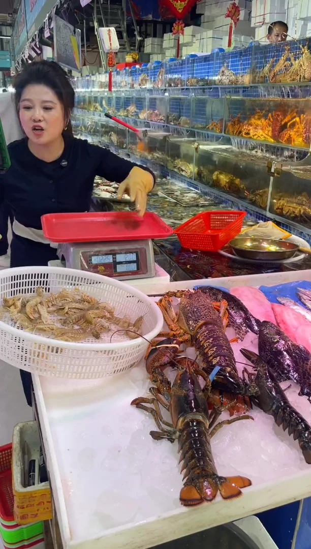 中国大陆??弱氧断氧虾爬2斤
