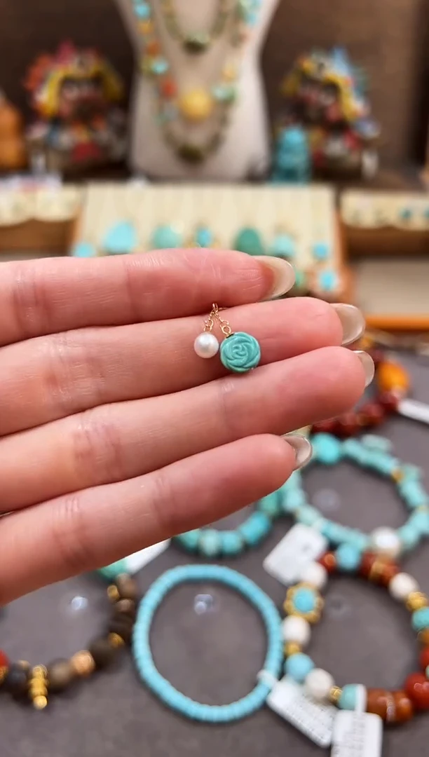 18K金镶嵌绿松石提溜绿松石提溜