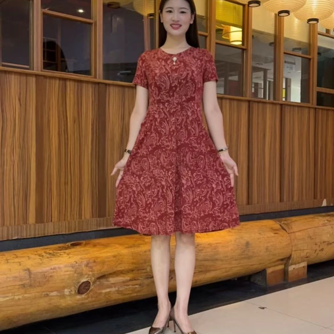 中老年女装连衣裙夏季新款显瘦时尚洋气2025短袖碎花妈妈气质裙子