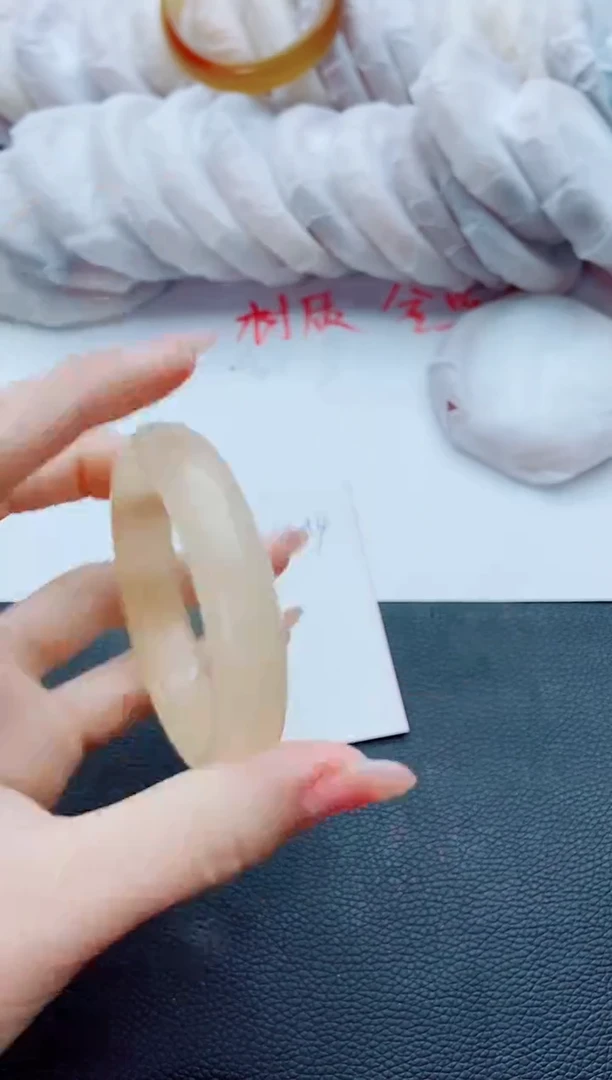 石英质玉手镯未镶嵌M254-57-58