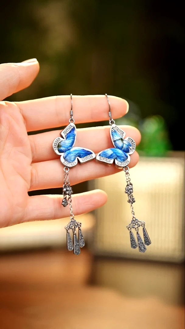 刺绣私人定制苗族手工Q313