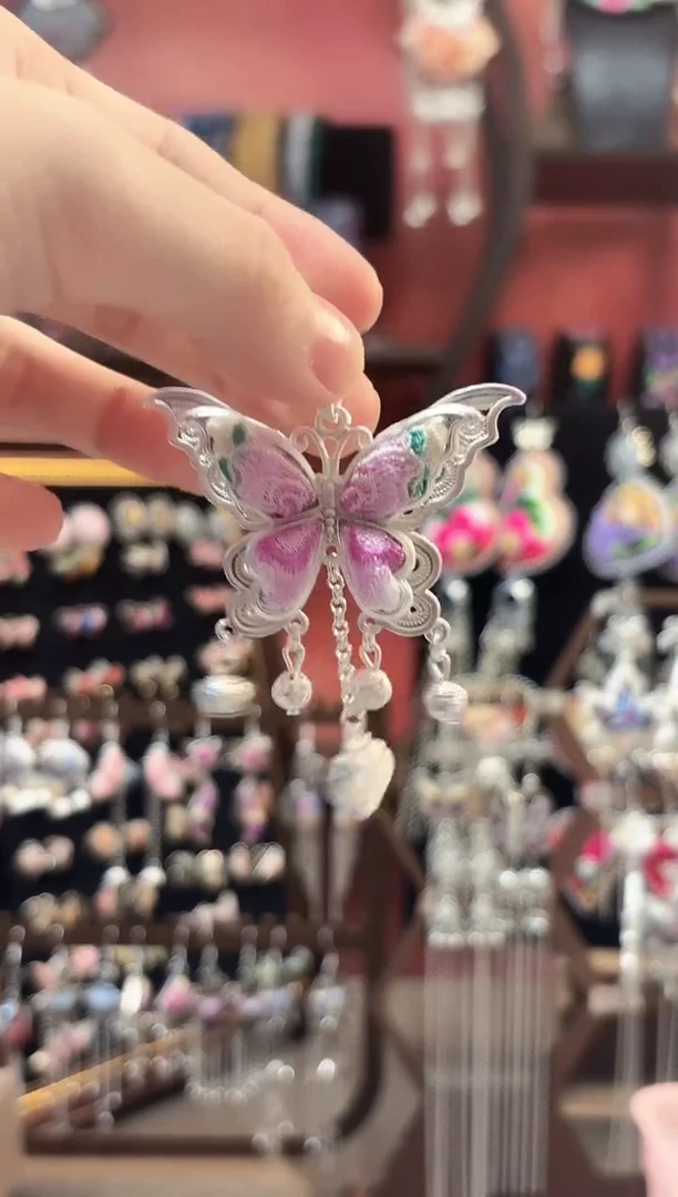 织绣 云织谣民族风精美饰品   9