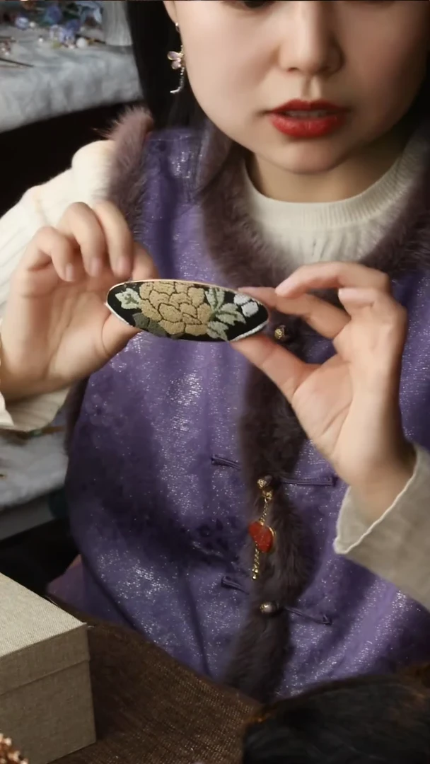 【闪购商品】刺绣重工发夹福利