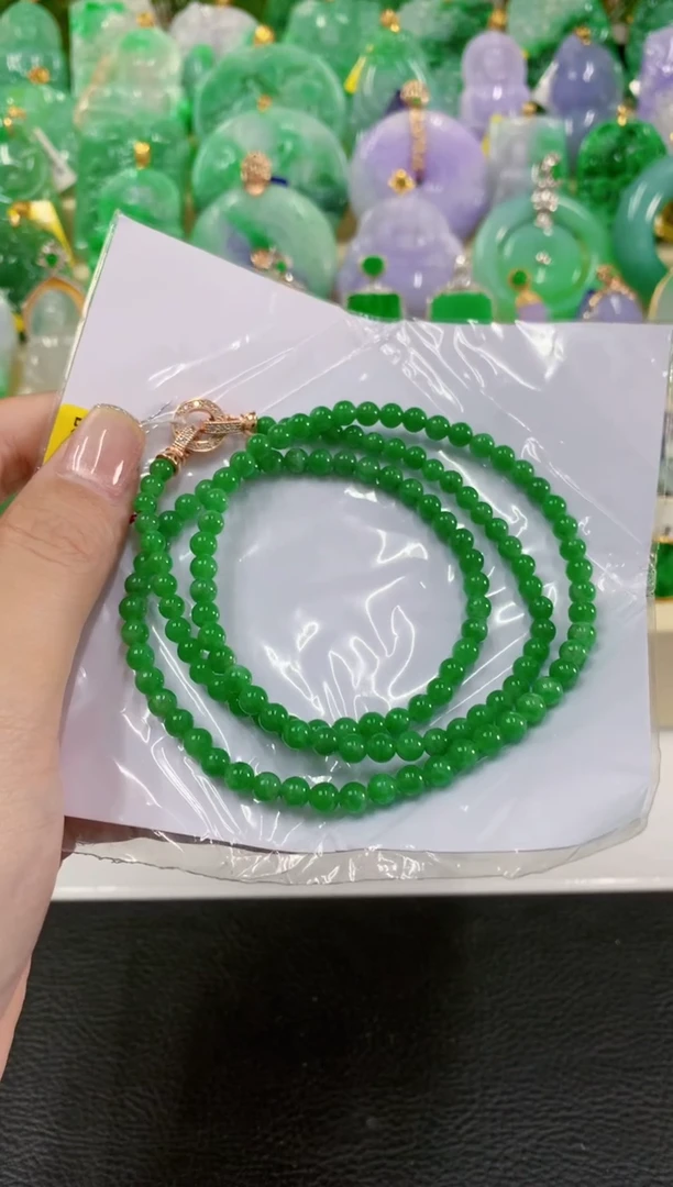 吊坠(不含链)未镶嵌翡翠挂件