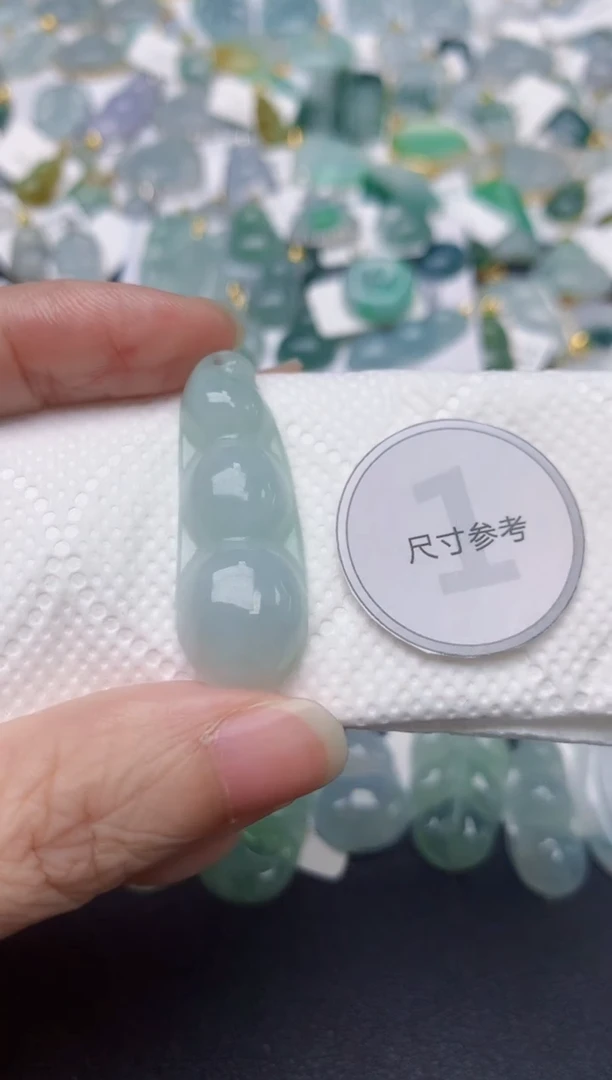 颈饰未镶嵌翡翠天然缅甸A货翡翠