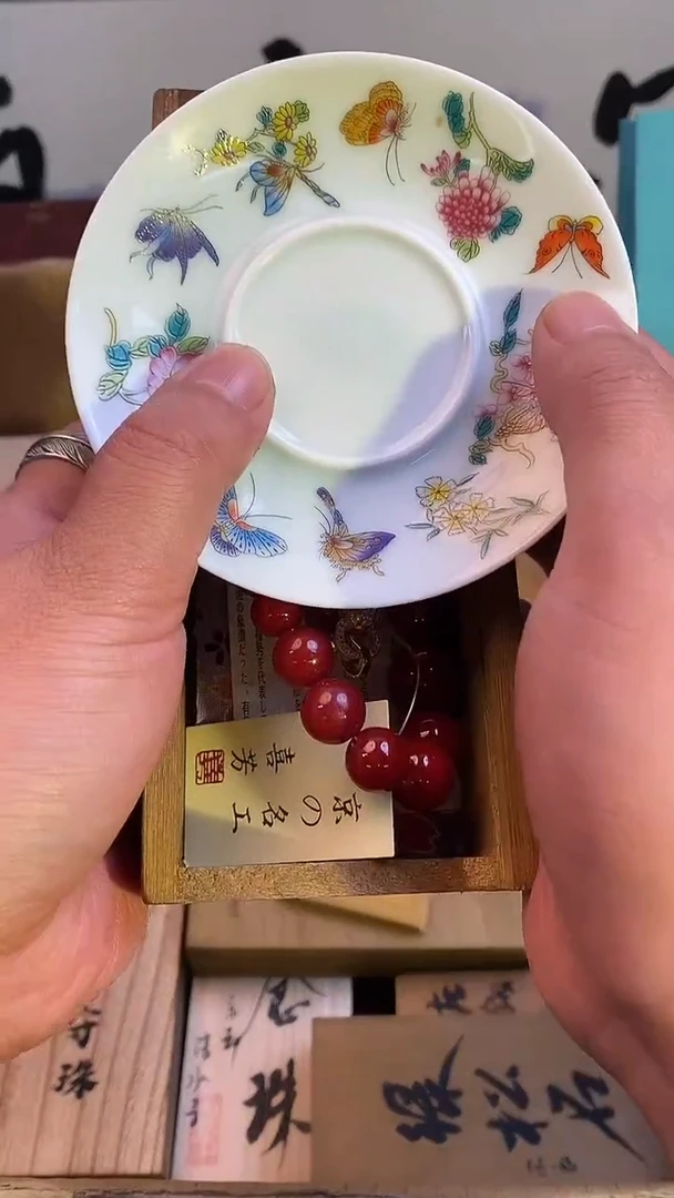 琉璃手工艺品瓷器手串多样性发一