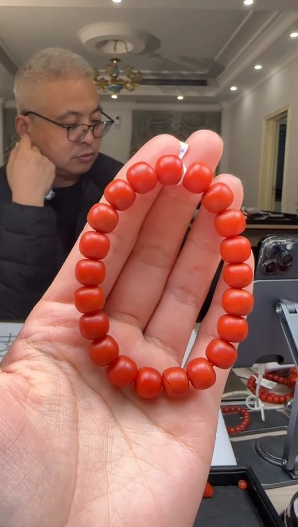 【闪购商品】南红玛瑙10mm阿东寨手串老型未镶嵌多样性发一件