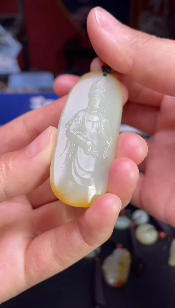 颈饰未镶嵌和田玉1