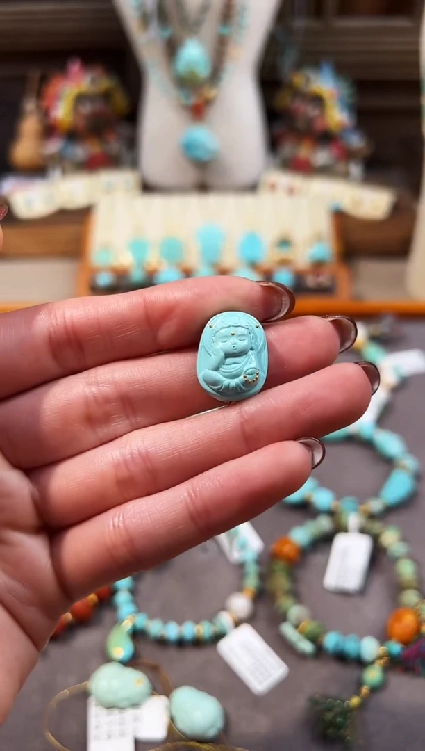 未镶嵌绿松石配饰嘟嘟嘴宝宝佛