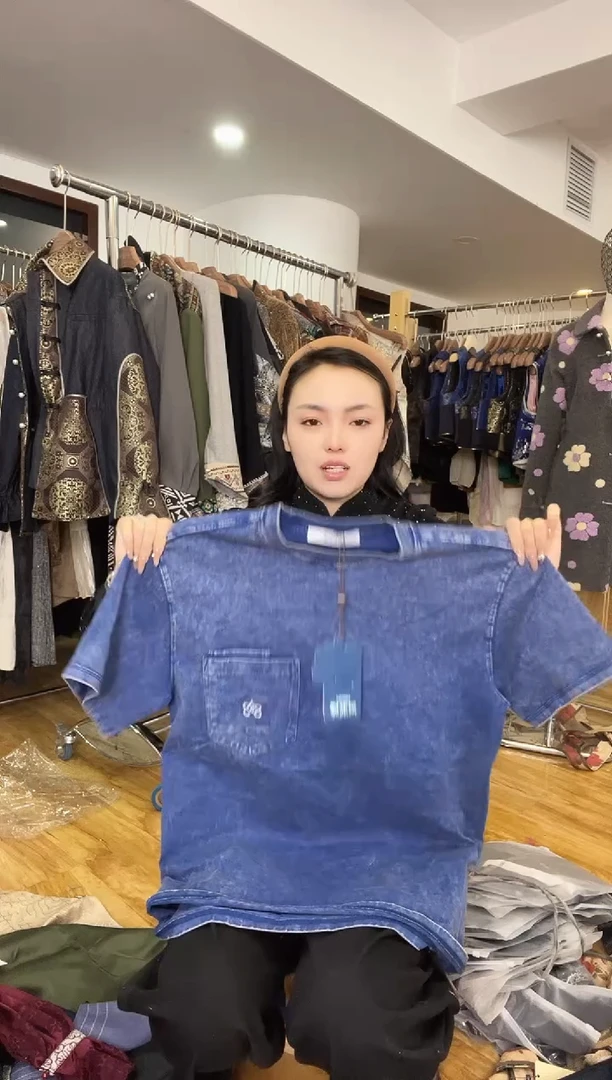 半袖       S码         120斤