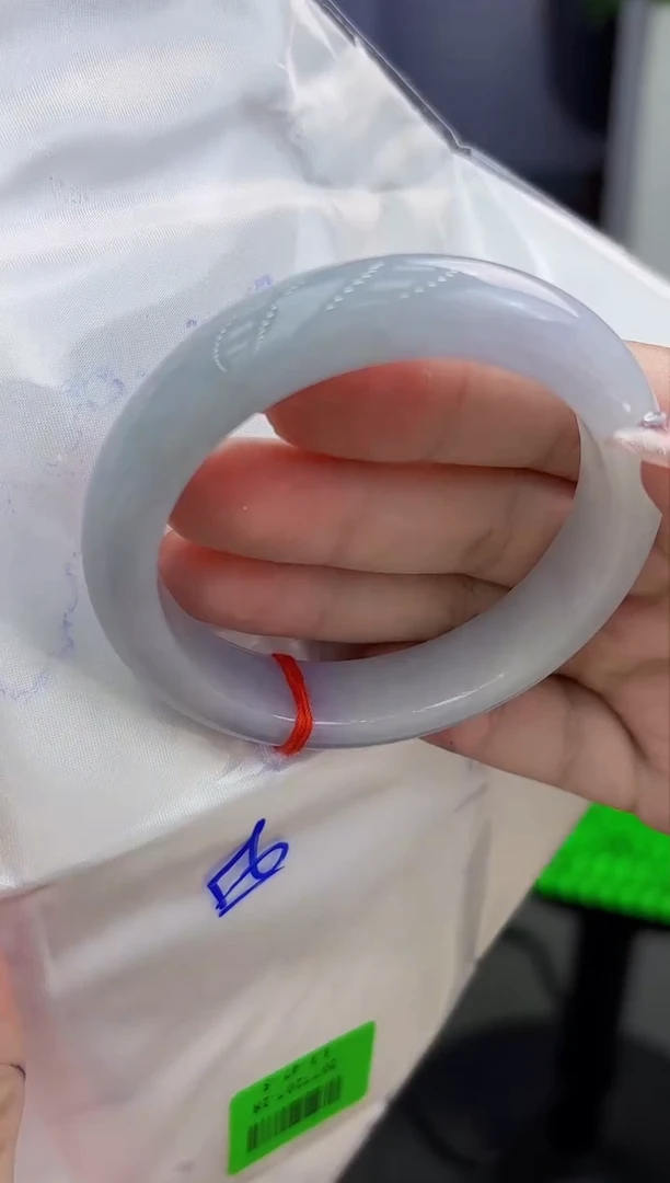 【闪购商品】翡翠手镯未镶嵌翡翠手镯