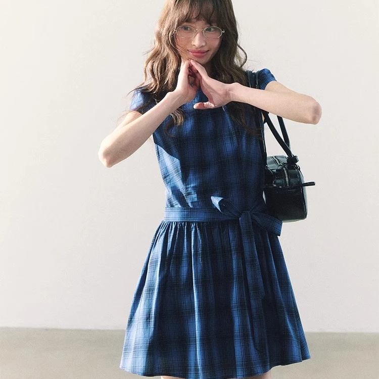 2025夏季甜美少女风蝴蝶结绑带藏青格纹连衣裙