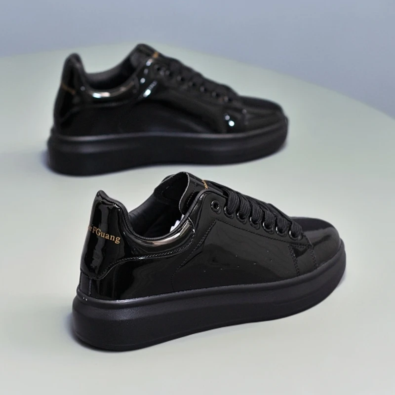 黑色皮面男鞋运动休闲鞋男士时尚潮鞋韩版轻奢百搭情侣款厚底板鞋