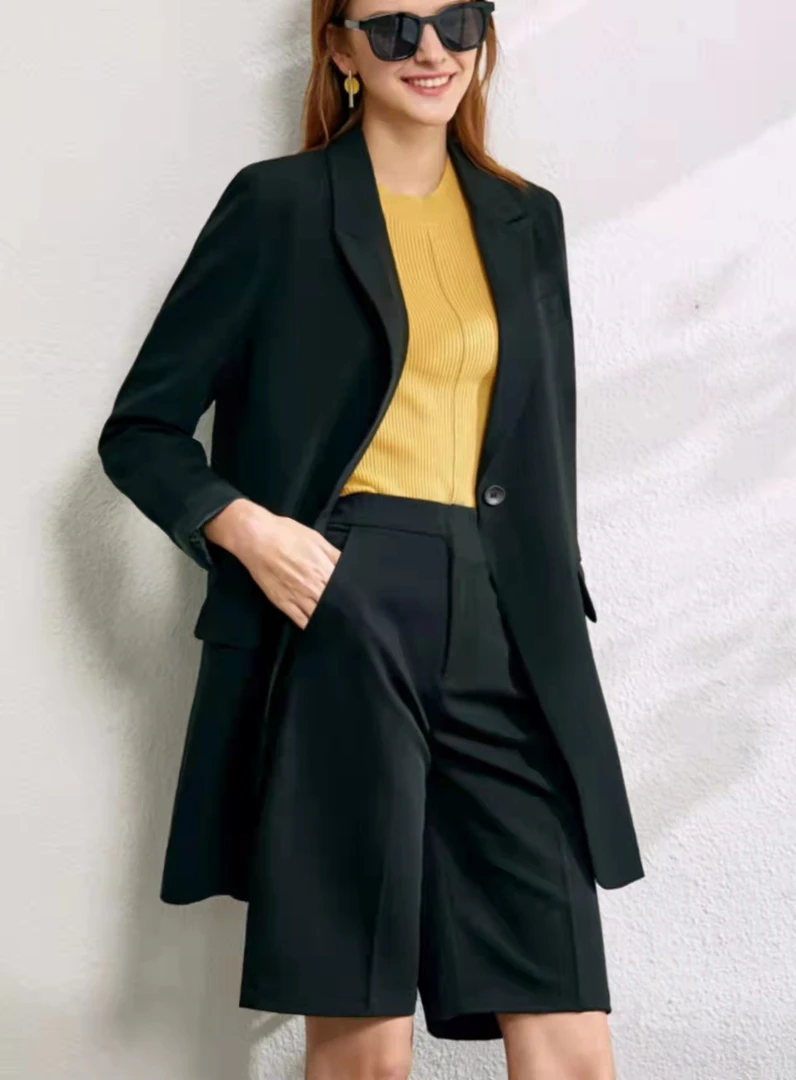 女款百搭舒适中裤