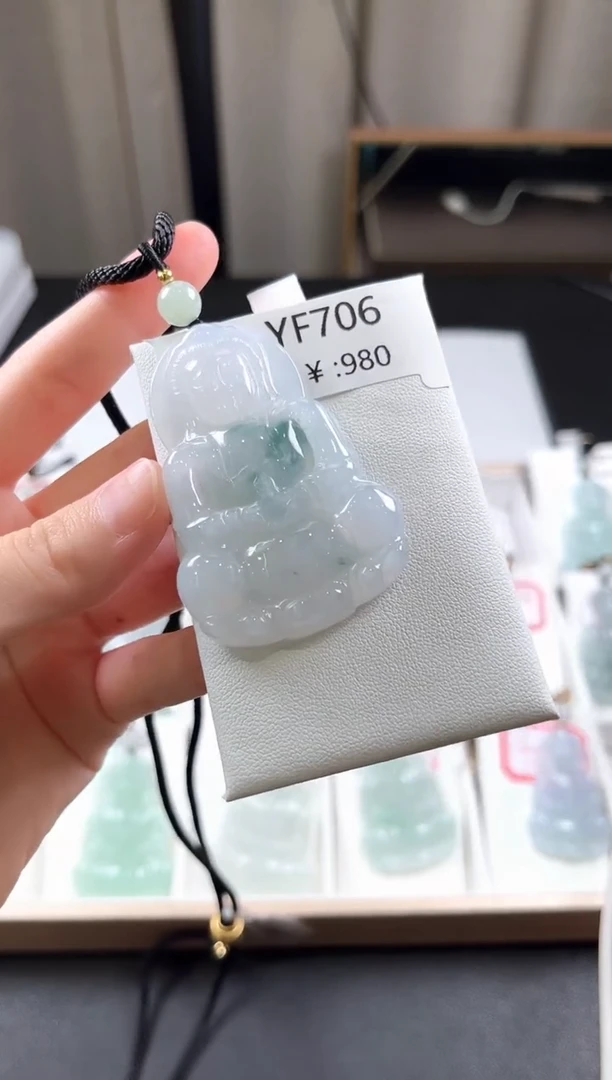 翡翠未镶嵌颈饰YF706冰飘花观音