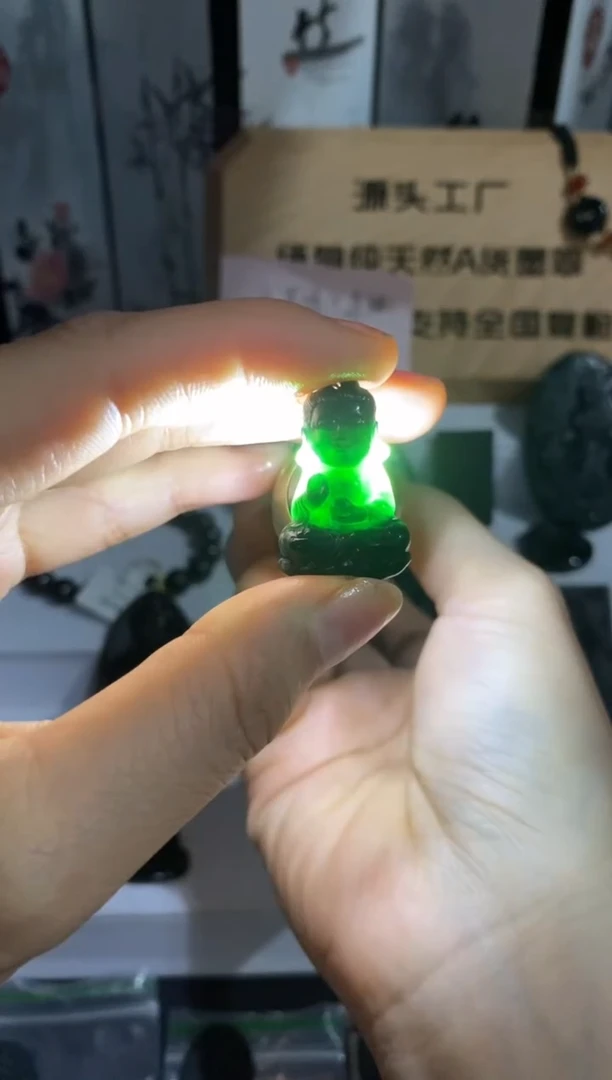 未镶嵌定制翡翠天然缅甸A货翡翠墨翠精品宝宝佛