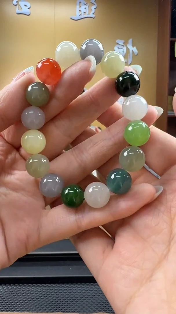 颈饰未镶嵌和田玉手串12mm