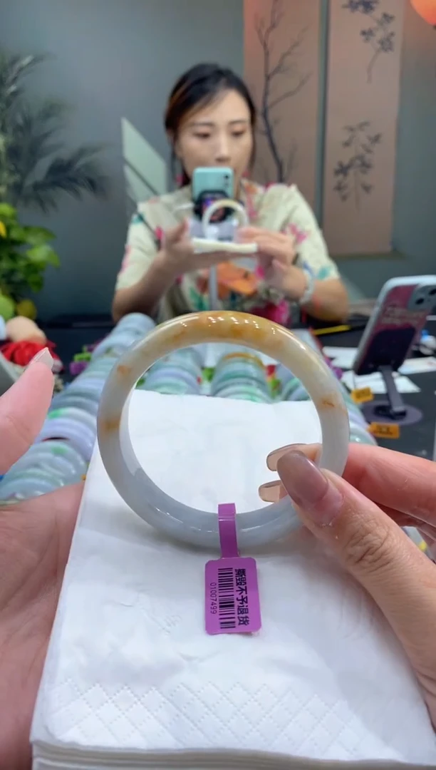 未镶嵌手镯翡翠000089624