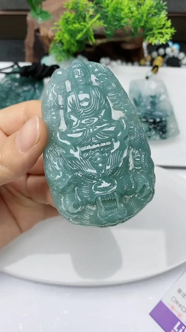 【闪购商品】翡翠颈饰未镶嵌