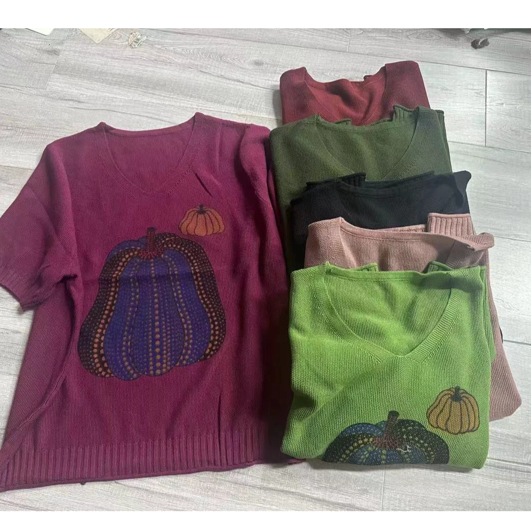 HY     南瓜针织T恤