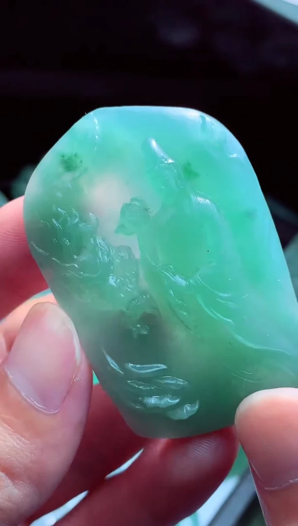 定制翡翠未镶嵌翡翠毛货定制