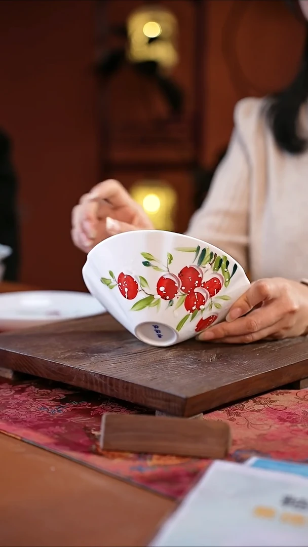 陶瓷高温釉中彩餐具