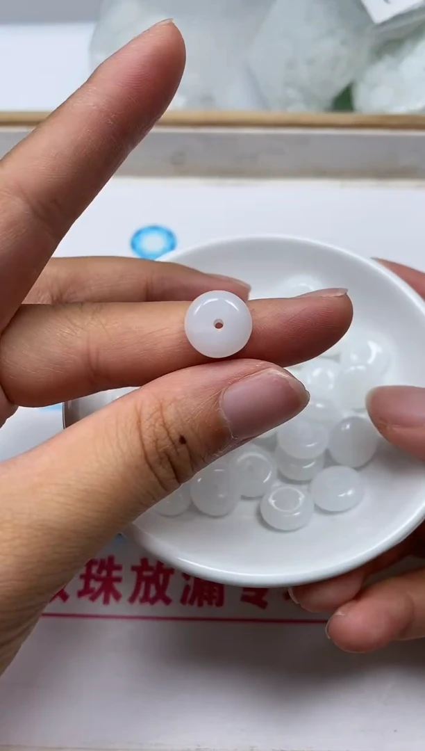 手饰玛瑙未镶嵌C910 白 玉 平安扣6个8.8元