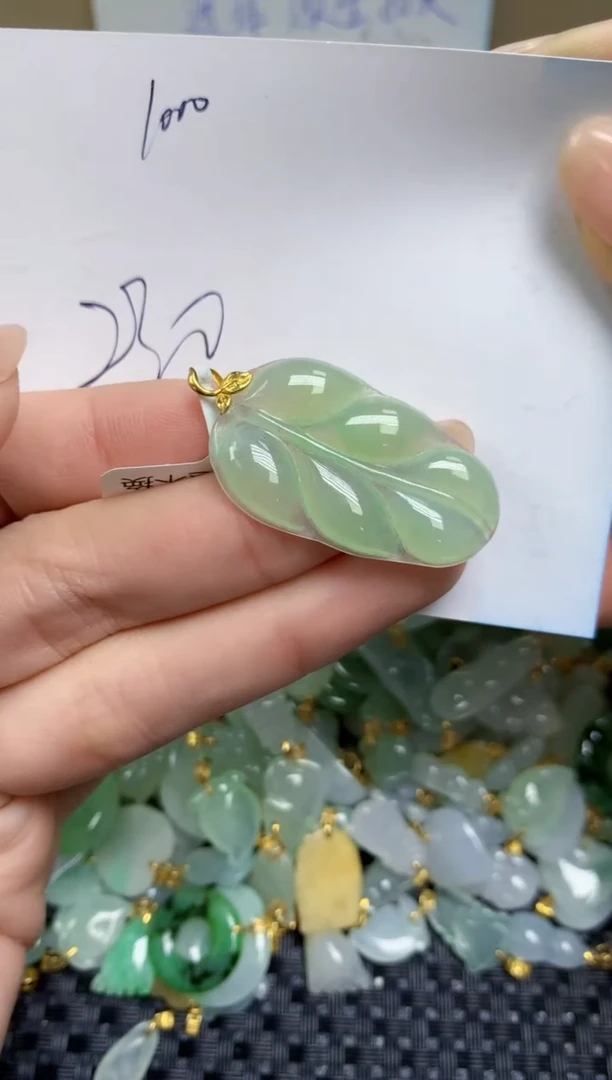 【闪购商品】翡翠颈饰18K金镶嵌天然缅甸A货翡翠