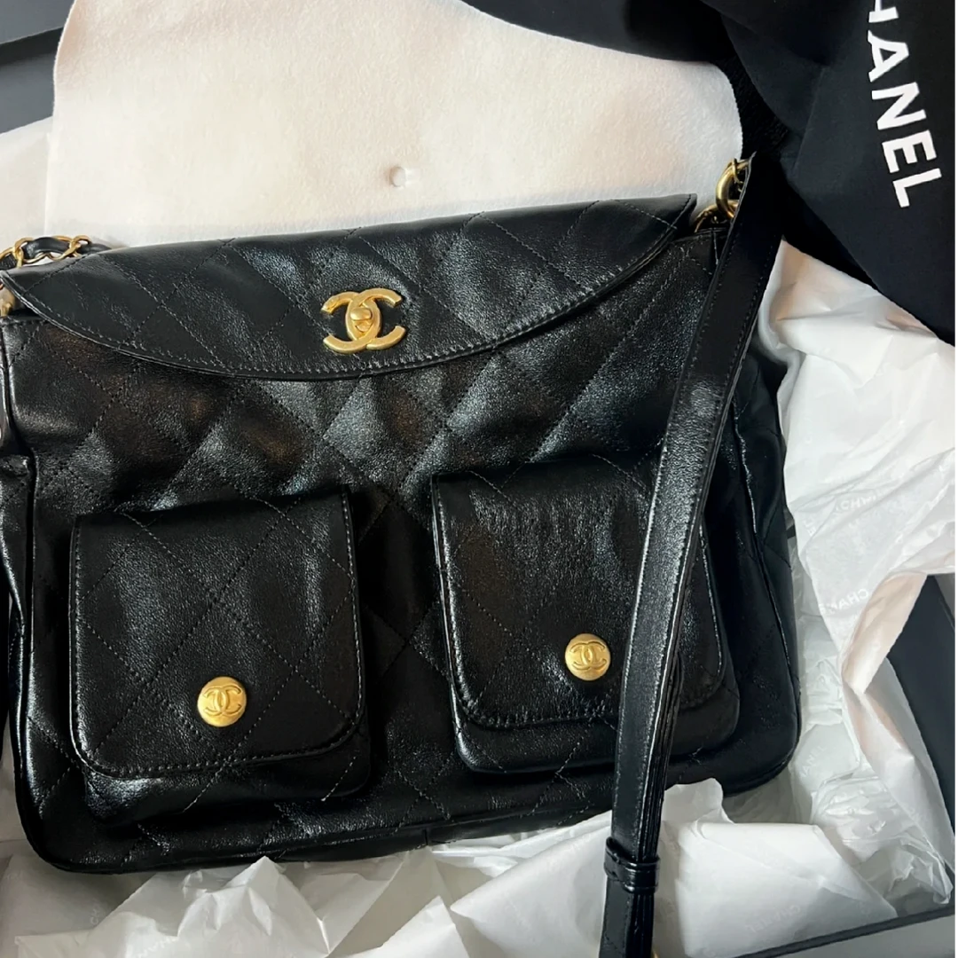 全新未使用 Chanel/香奈儿 小花6欢 24P 皮穿链肩带 小号 黑色包