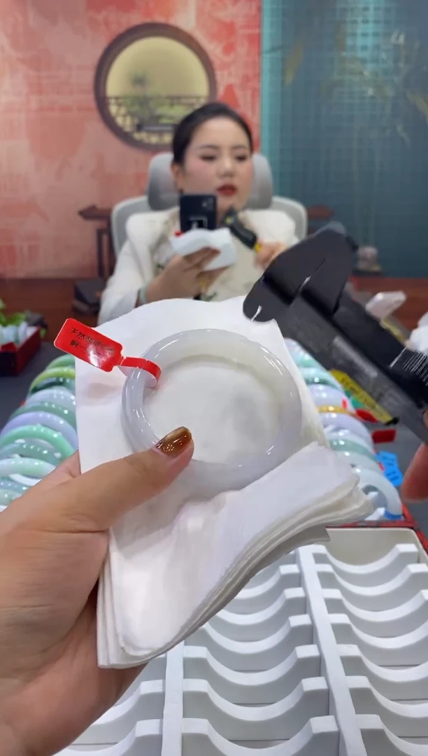 未镶嵌手镯翡翠多人00019924