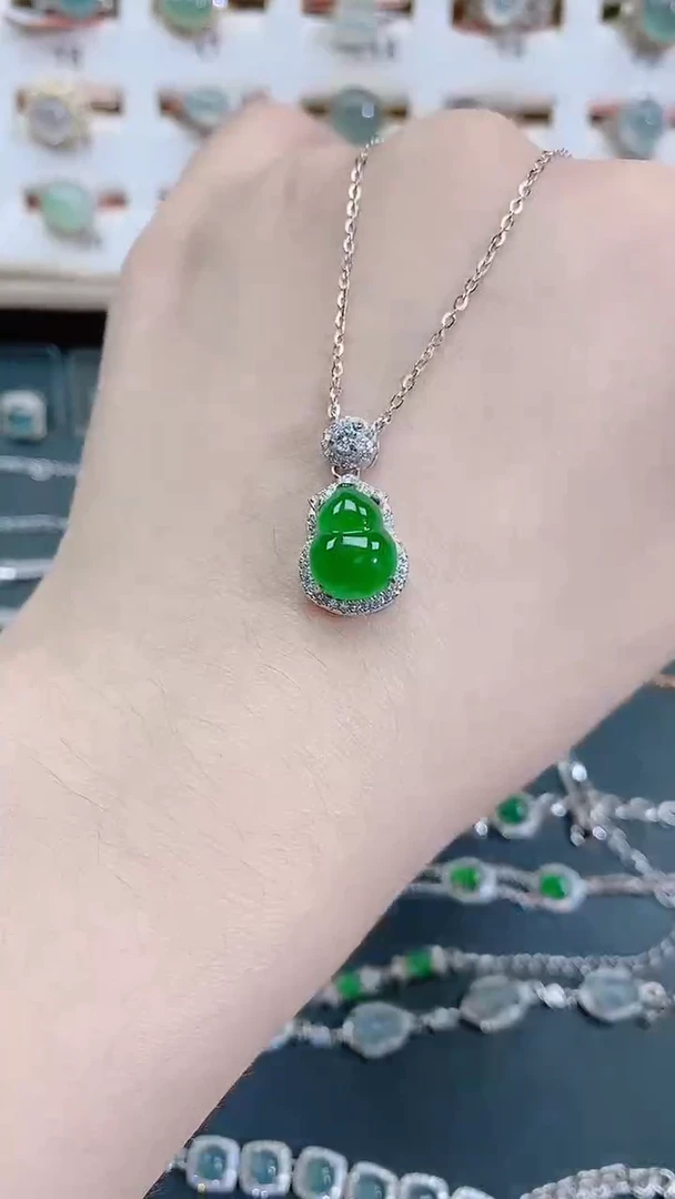 颈饰银S925镶嵌翡翠天然翡翠