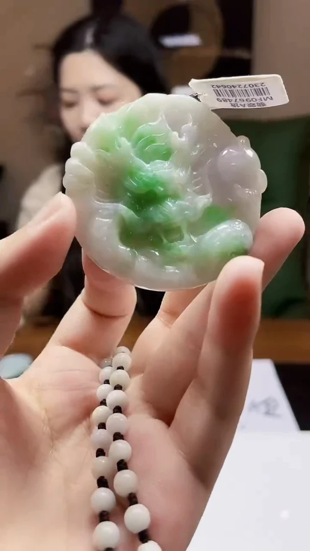 未镶嵌定制翡翠吊坠72